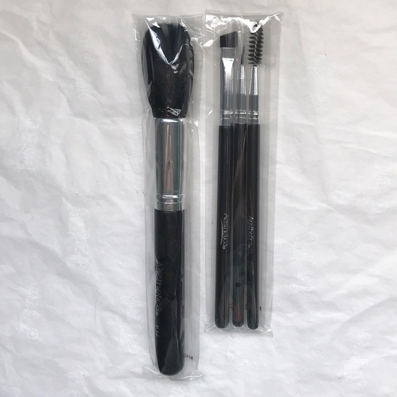 Aesthetica Face & eye makeup brushes - Picture 1 of 4